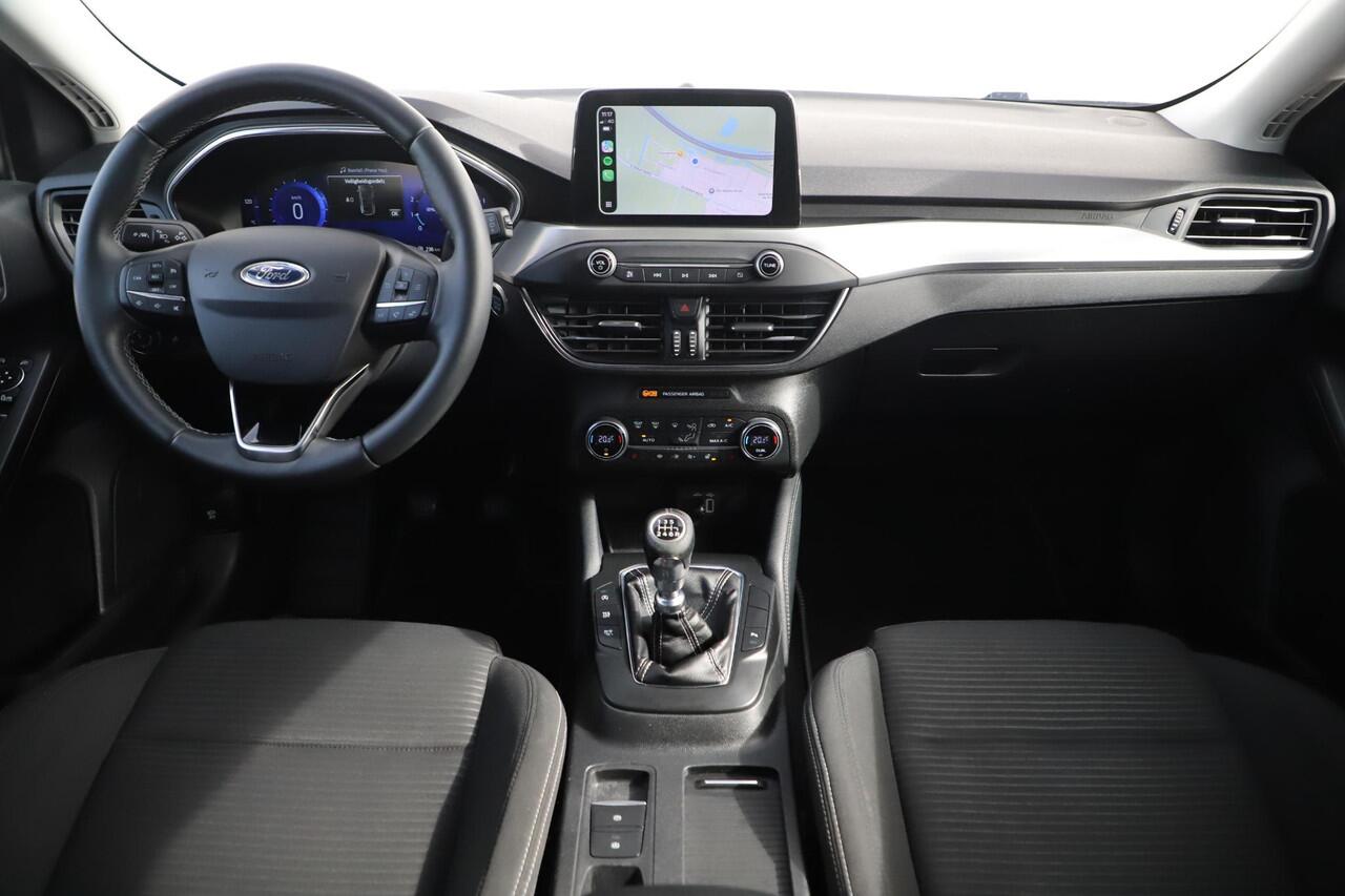 Ford FOCUS Wagon 1.0 EcoBoost Hybrid Titanium X Business Trekhaak Navigatie Achteruitrijcamera Winter Pakket Stuur & Stoelverwarming Carplay Android Cruise Control
