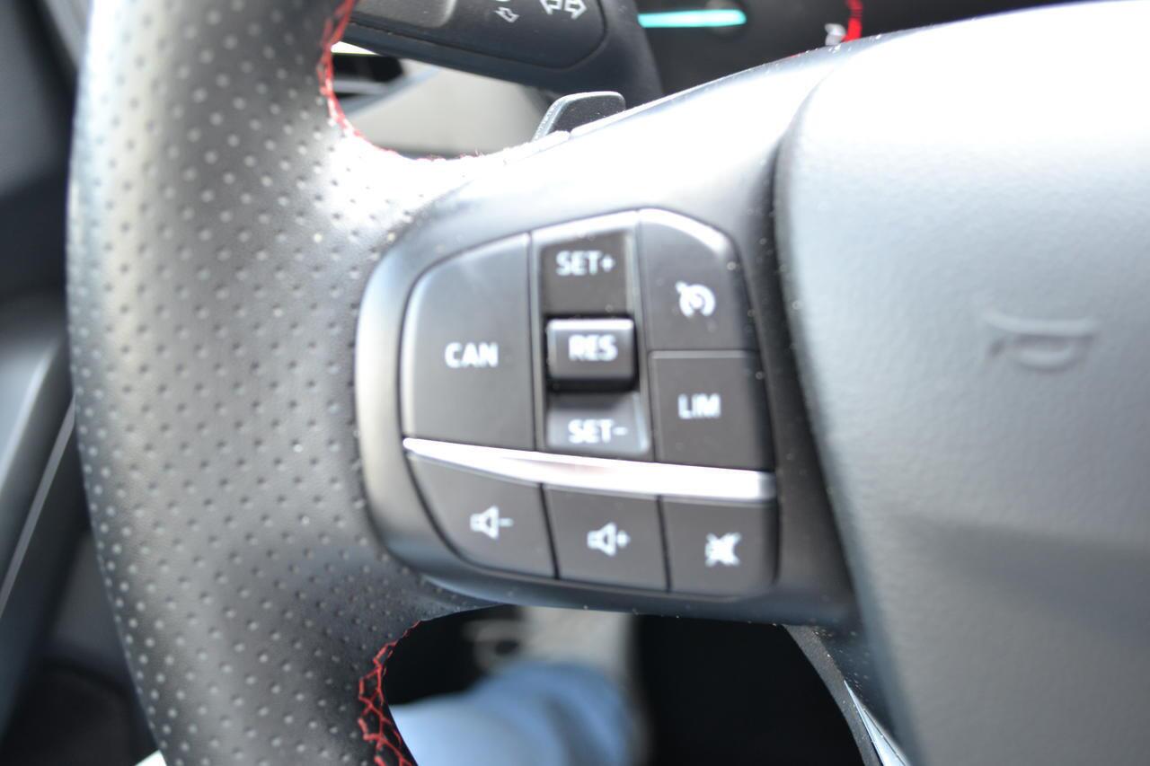 Ford FOCUS WAGON 1.0 ECOB. ST-LINE AUTOMAAT