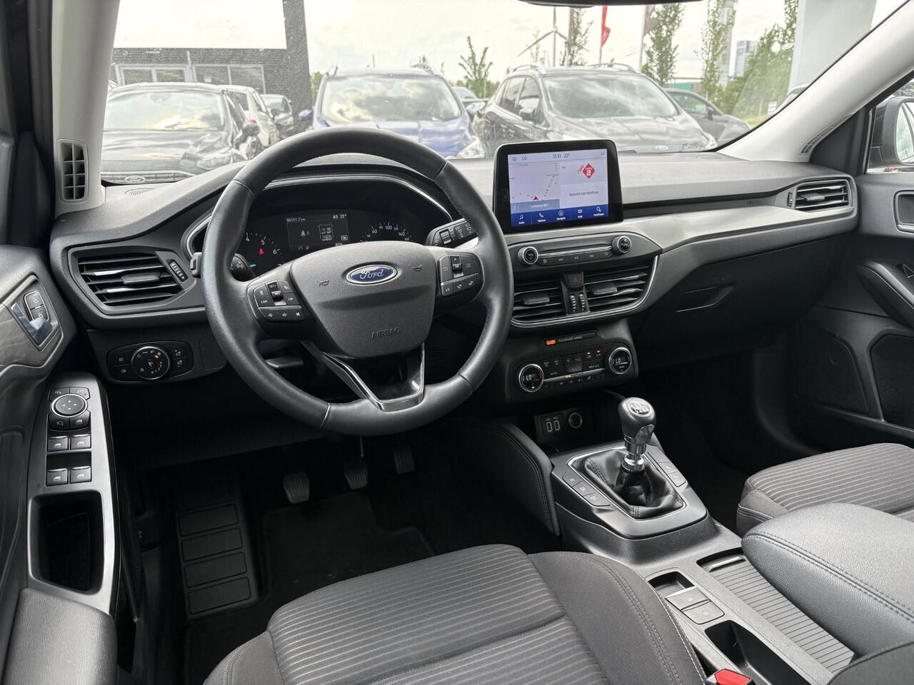 Ford FOCUS Wagon 1.0 EcoBoost Titanium Wagon | Winter Pack | Adaptive cruise control | Camera | Navigatie | 17 inch | Reservewiel