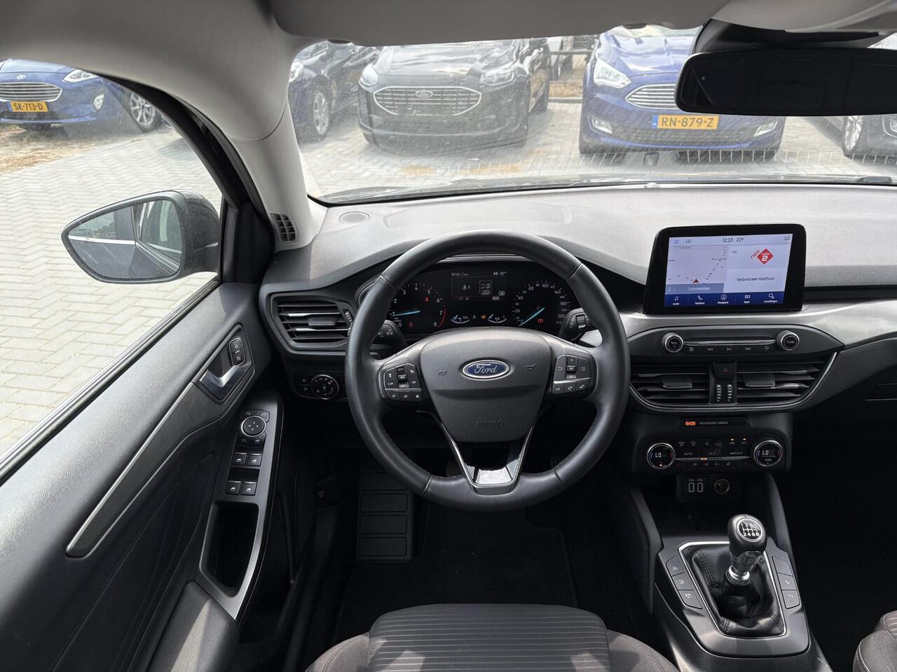 Ford FOCUS Wagon 1.0 EcoBoost Titanium Wagon | Winter Pack | Adaptive cruise control | Camera | Navigatie | 17 inch | Reservewiel