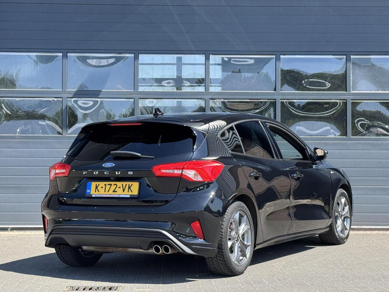 Ford FOCUS 1.5 ECOBOOST ST LINE X BUSINESS I AUTOMAAT I WINTER PAKKET I ADAPTIVE CRUISE CONTROL I APPLE CARPLAY