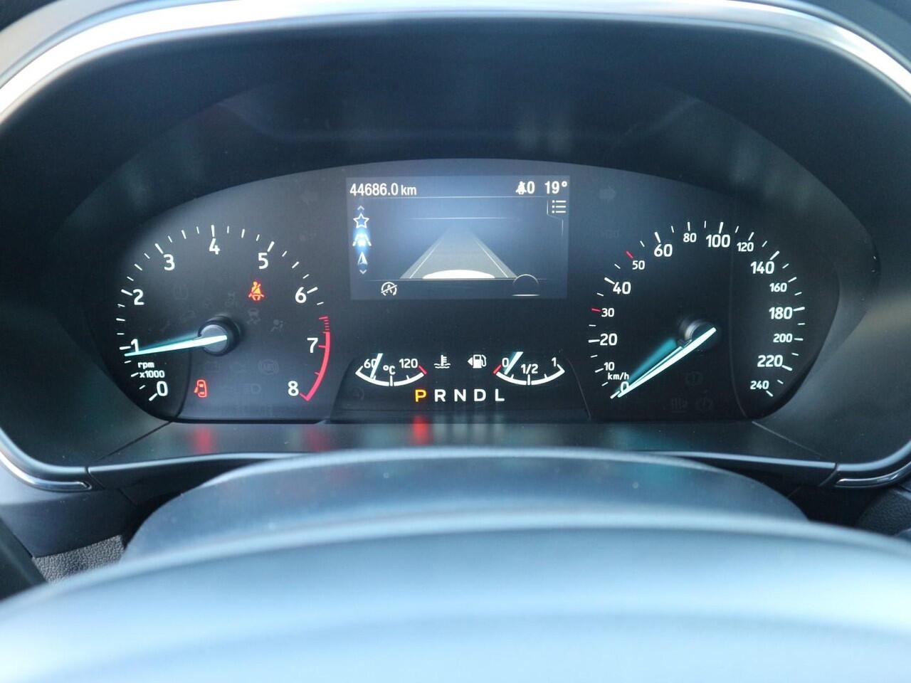 Ford FOCUS 1.0 EcoBoost Hybrid Active * NAVI * CAMERA * WINTERPAKKET *