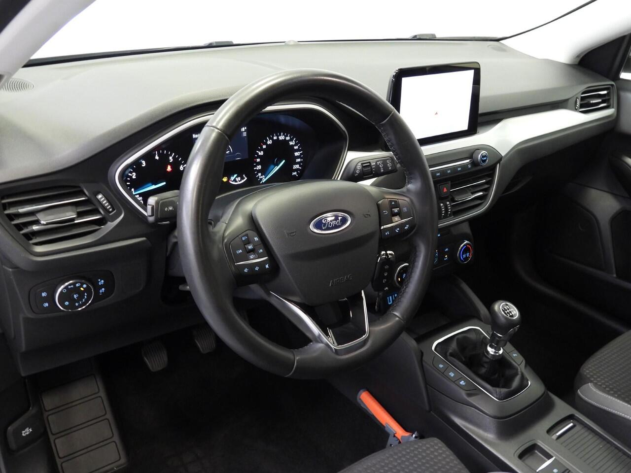 Ford FOCUS Wagon 1.0 EcoBoost Hybrid Trend Business NAVI/CAMERA/CRUISE/LED/16"LMV!