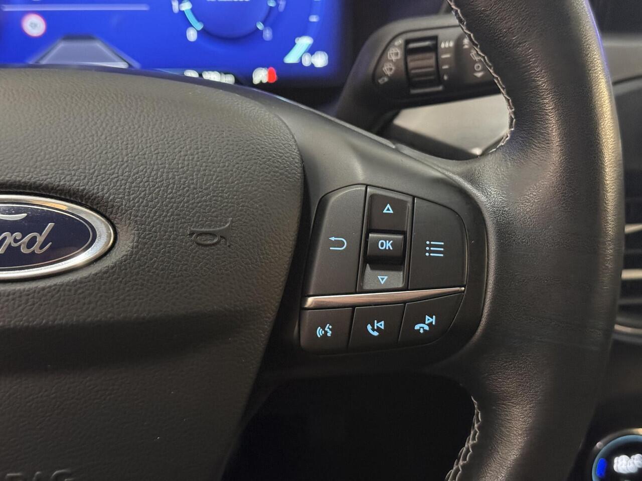 Ford FOCUS 1.0 EcoB Hybrid Titanium X Ad. Cruise Navi Camera Winter pack Privacy Glass Wagon Dealeronderhouden