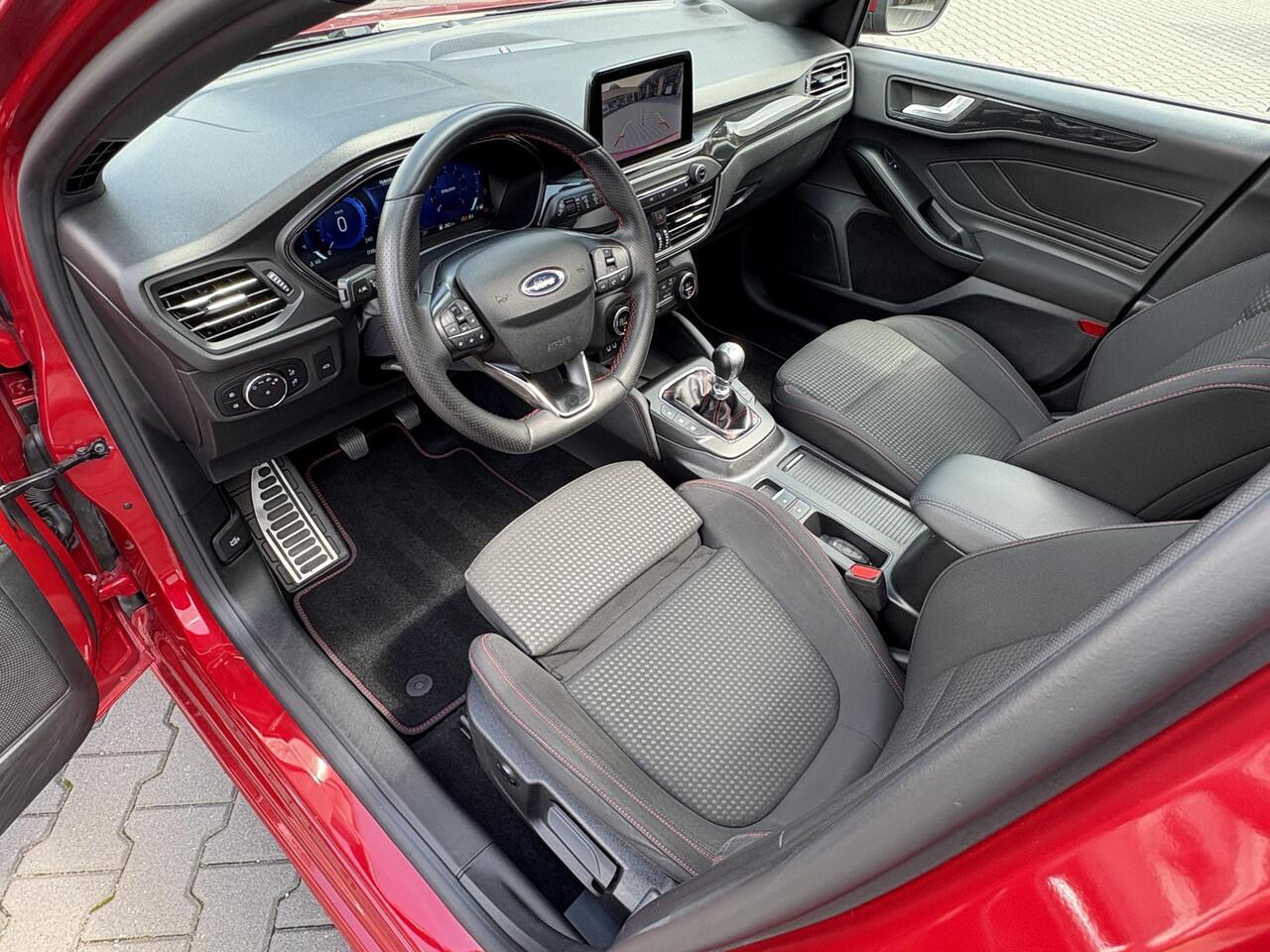 Ford FOCUS Wagon 1.0 Hybrid ST Line Panormadak, Adaptive Cruise, Garantie