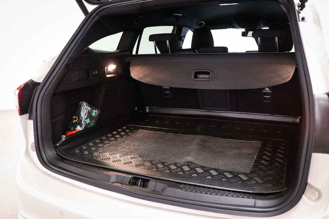 Ford FOCUS Wagon 1.0 EcoBoost Hybrid ST Line X Business | WINTER / AUDIO / TECHNOLOGY- PACK | DAB | APPLE | CAMERA