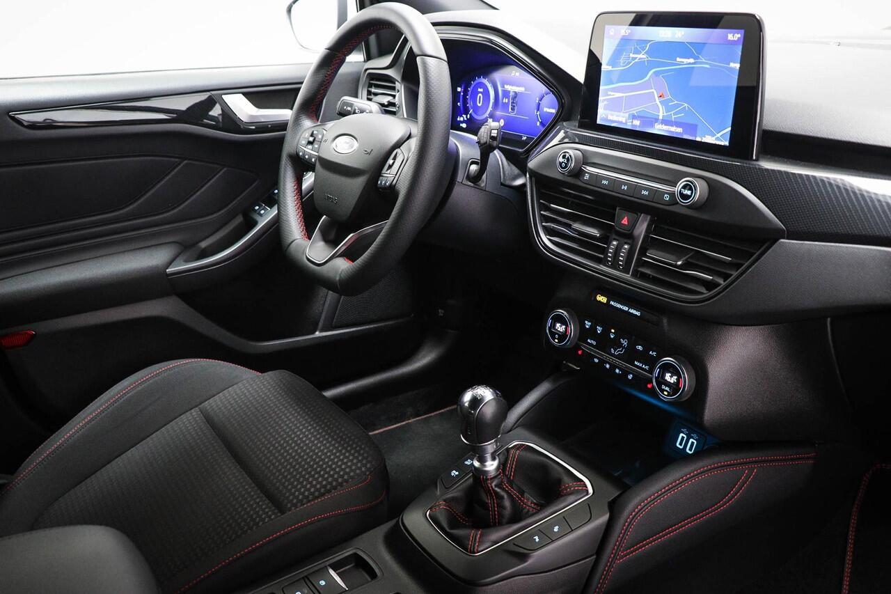 Ford FOCUS Wagon 1.0 EcoBoost Hybrid ST Line X Business | WINTER / AUDIO / TECHNOLOGY- PACK | DAB | APPLE | CAMERA