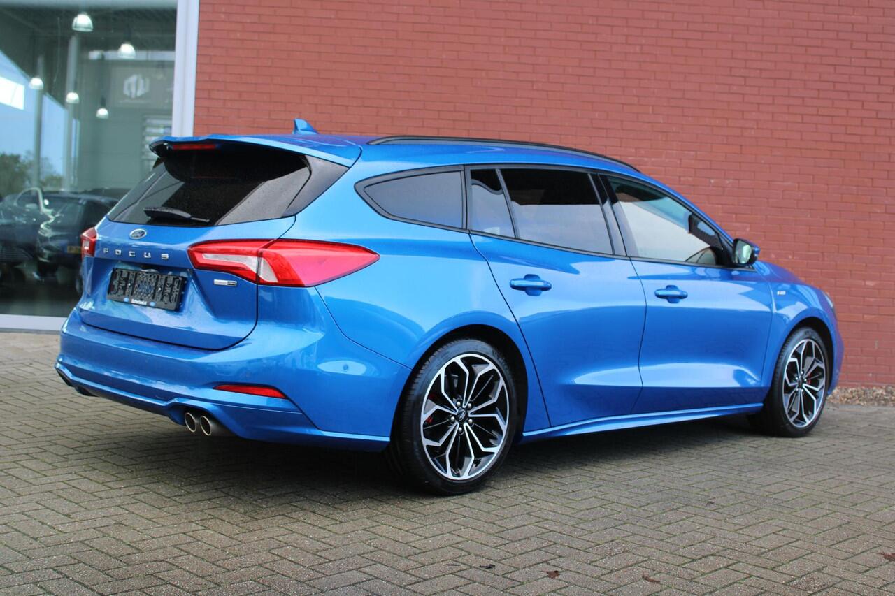 Ford FOCUS Wagon 1.0 EcoBoost Hybrid ST Line X 155pk | Winter Pack | AGR-stoelen | Bang&Olufsen | Adaptive LED | Adaptive cruise control | Elektrische achterklep | Achteruitrijcamera