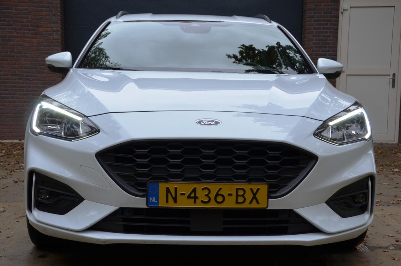 Ford FOCUS Wagon 1.0 EcoBoost Hybrid ST Line Business Navi/Pdc/Ecc/Led/Achteruitrijcamera/Cr-Controle/Privacy-Glass/Lmv