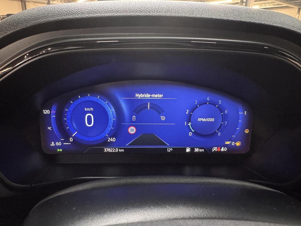 Ford FOCUS 1.0 EcoB Hybrid ST Line X Panoramadak Camera Winter Design pack Full LED 5drs Dealeronderhouden