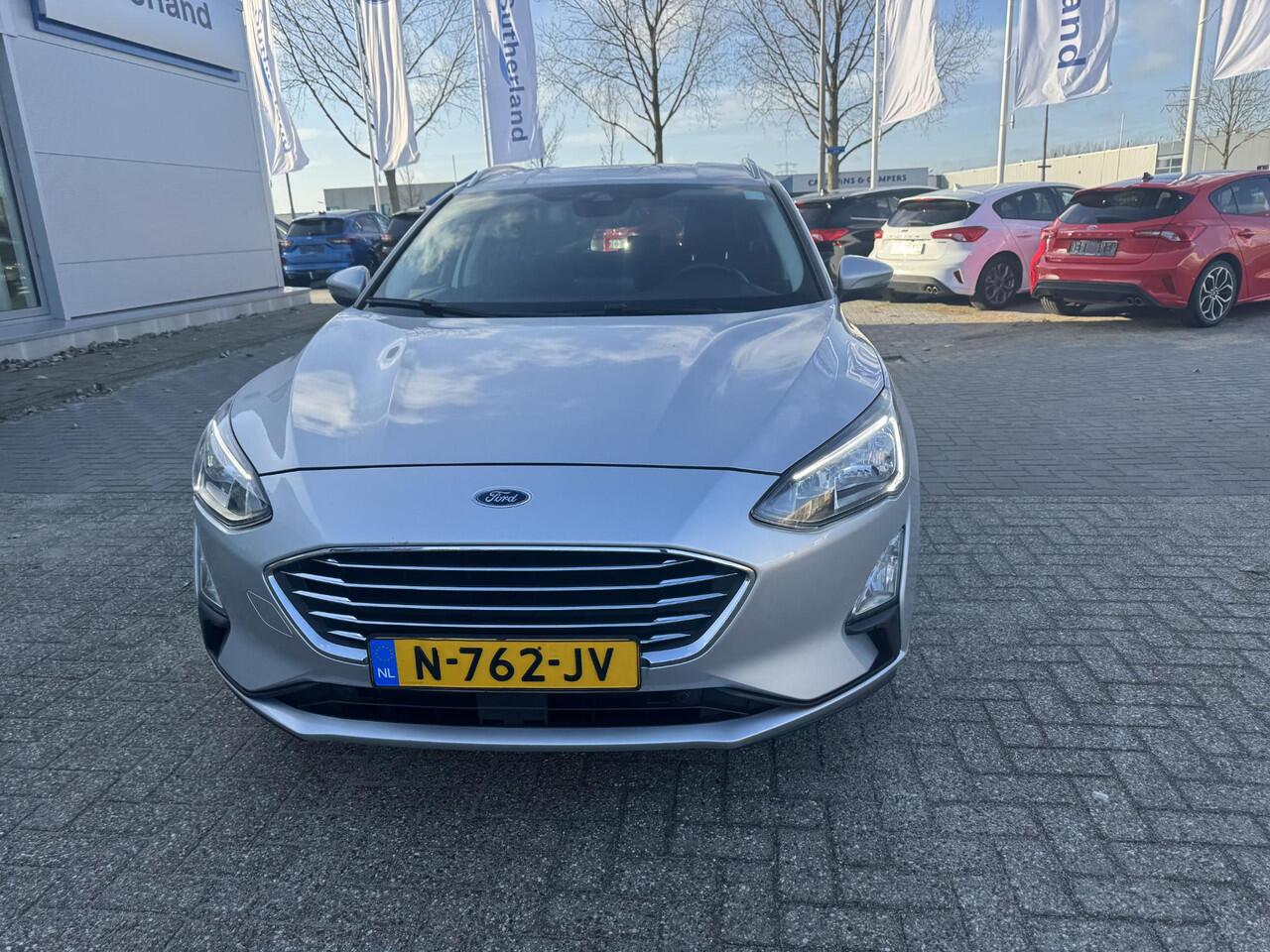 Ford FOCUS Wagon 1.0 EcoBoost Hybrid Titanium X Business 155pk | Elek Achterklep | Privacy Glas | Sync 3 navigatie | Apple Carplay/Android auto