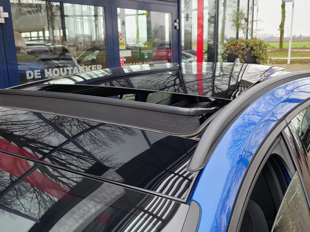 Ford FOCUS Wagon 1.0 EcoBoost 125PK Hybrid ST Line Business | Panoramadak | Navigatie | Stoel + Stuur + voorruitverwarming | Cruise Control