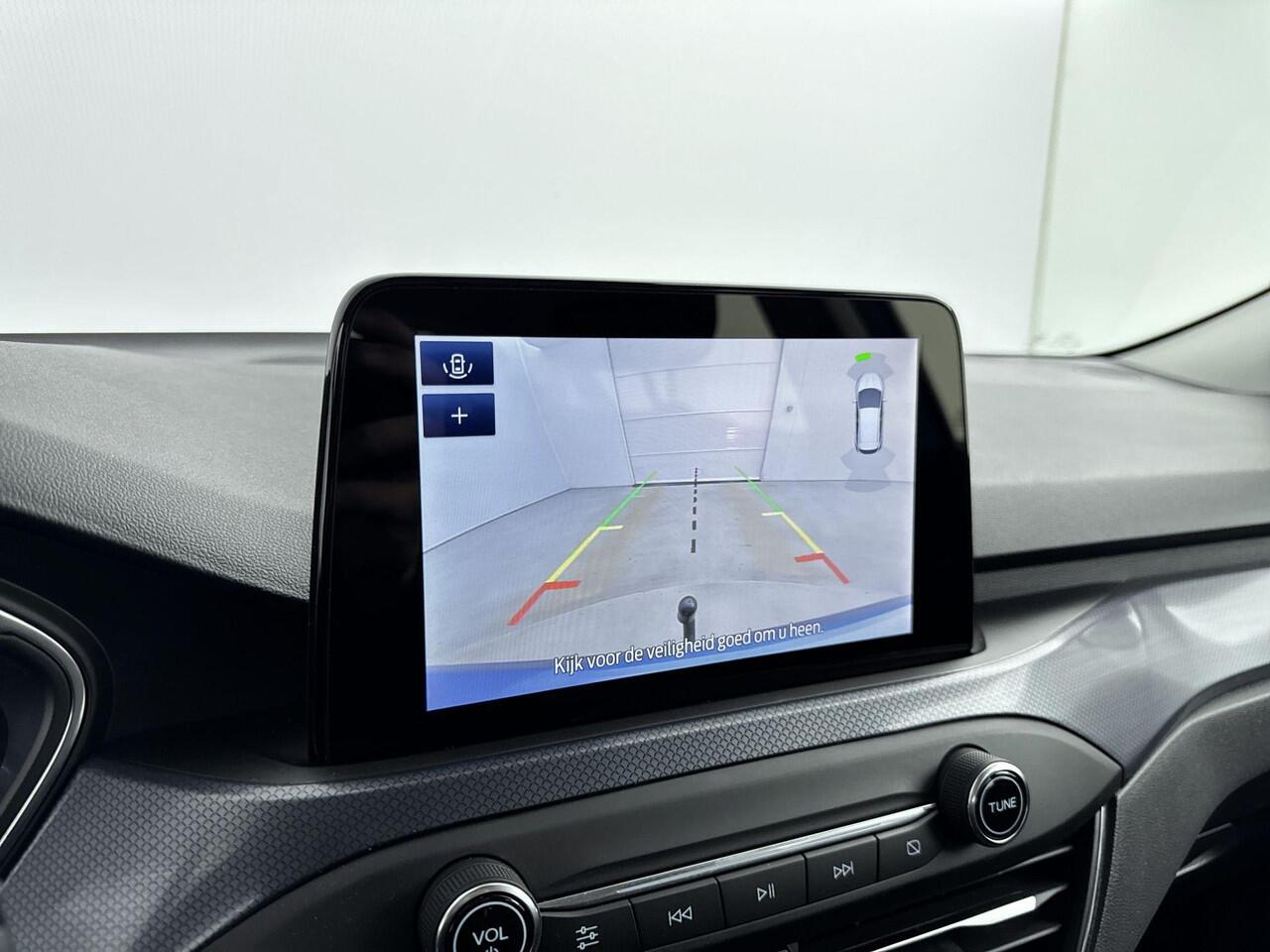 Ford FOCUS 1.0 EcoBoost Hybrid Active Business | Airco | Apple Carplay & Android Auto | Cruise Control | Navigatie | Winterpakket | Trekhaak | Achteruitrijcamera en Sensoren