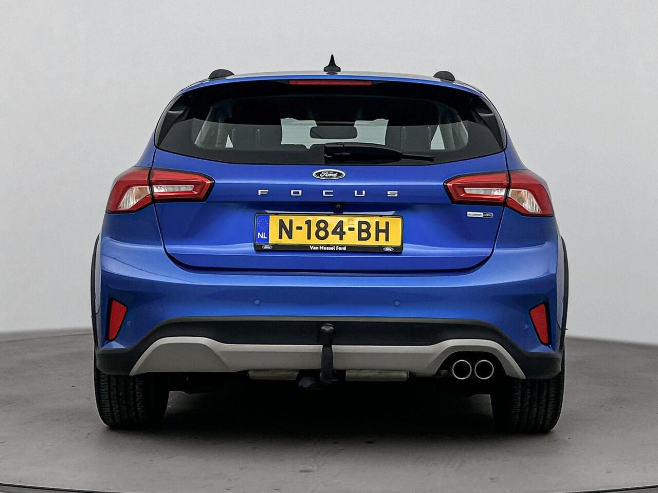 Ford FOCUS 1.0 EcoBoost Hybrid Active Business | Airco | Apple Carplay & Android Auto | Cruise Control | Navigatie | Winterpakket | Trekhaak | Achteruitrijcamera en Sensoren