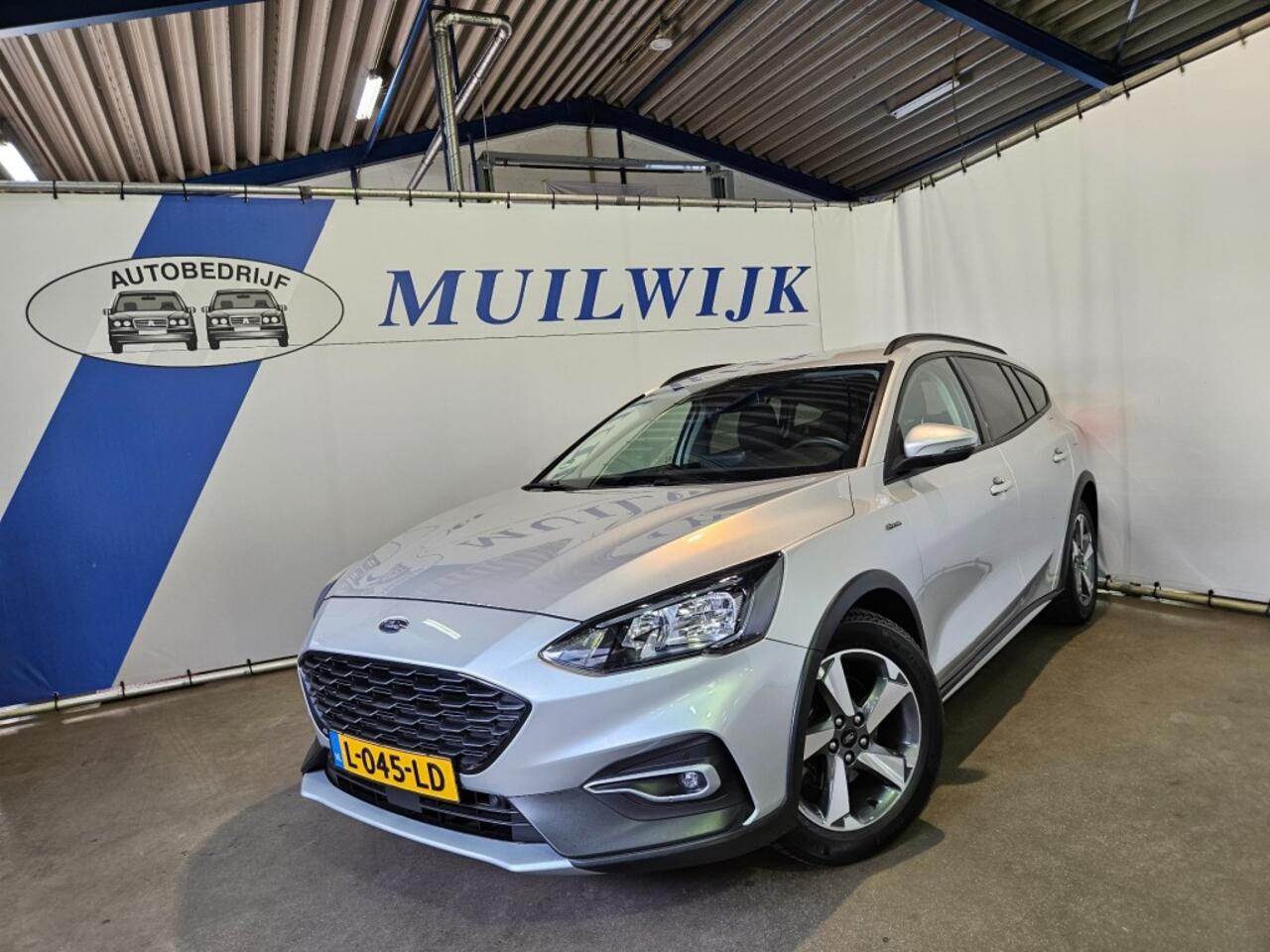 Ford FOCUS Wagon 1.0 EcoBoost Hybrid Active Business / Trekhaak / Camera / NL Auto