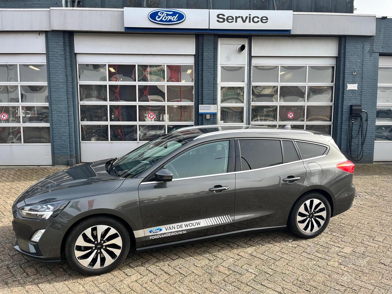 Ford FOCUS Wagon 1.0 EcoBoost Hybrid Titanium