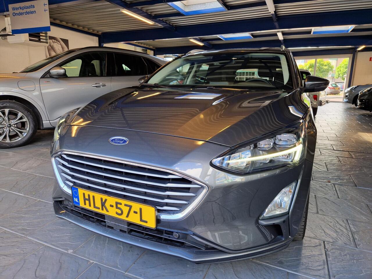 Ford FOCUS Wagon 1.0 EcoBoost Hybrid Titanium