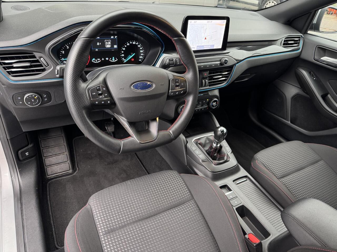 Ford FOCUS Wagon 1.0 EcoBoost ST Line Business Winter Pack, NL-Auto!