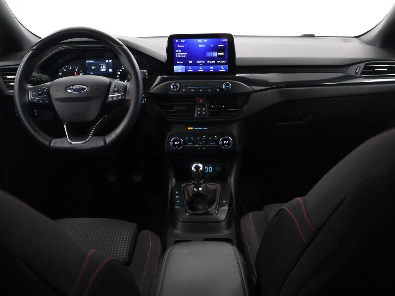 Ford FOCUS Wagon 1.0 EcoBoost Hybrid ST Line Business | AGR Stoel | Parkeercamera | Navigatie | Climate Control | Cruise Control |