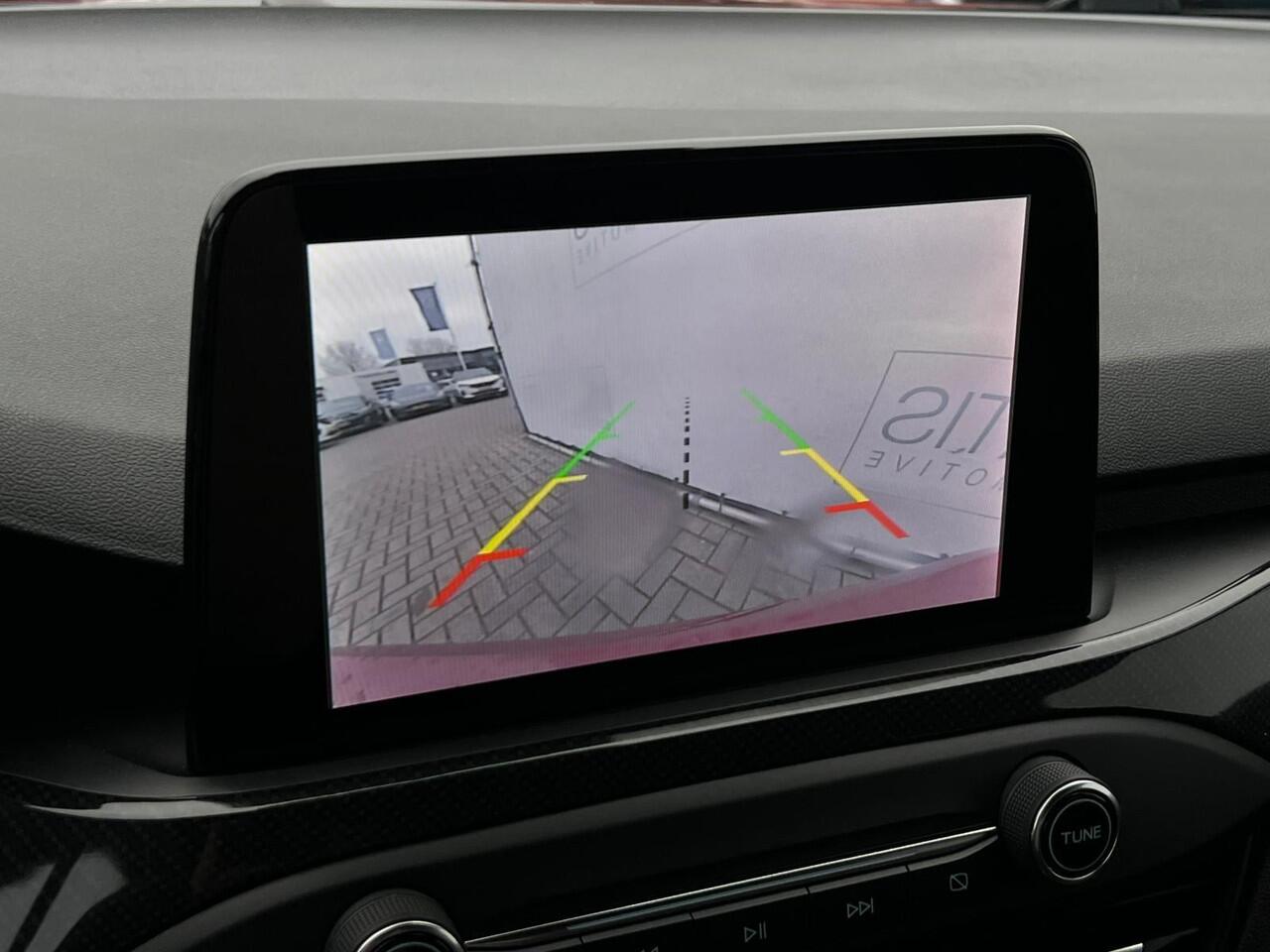 Ford FOCUS 1.0 EcoBoost Hybrid ST Line Business NL AUTO | CAMERA | CARPLAY |