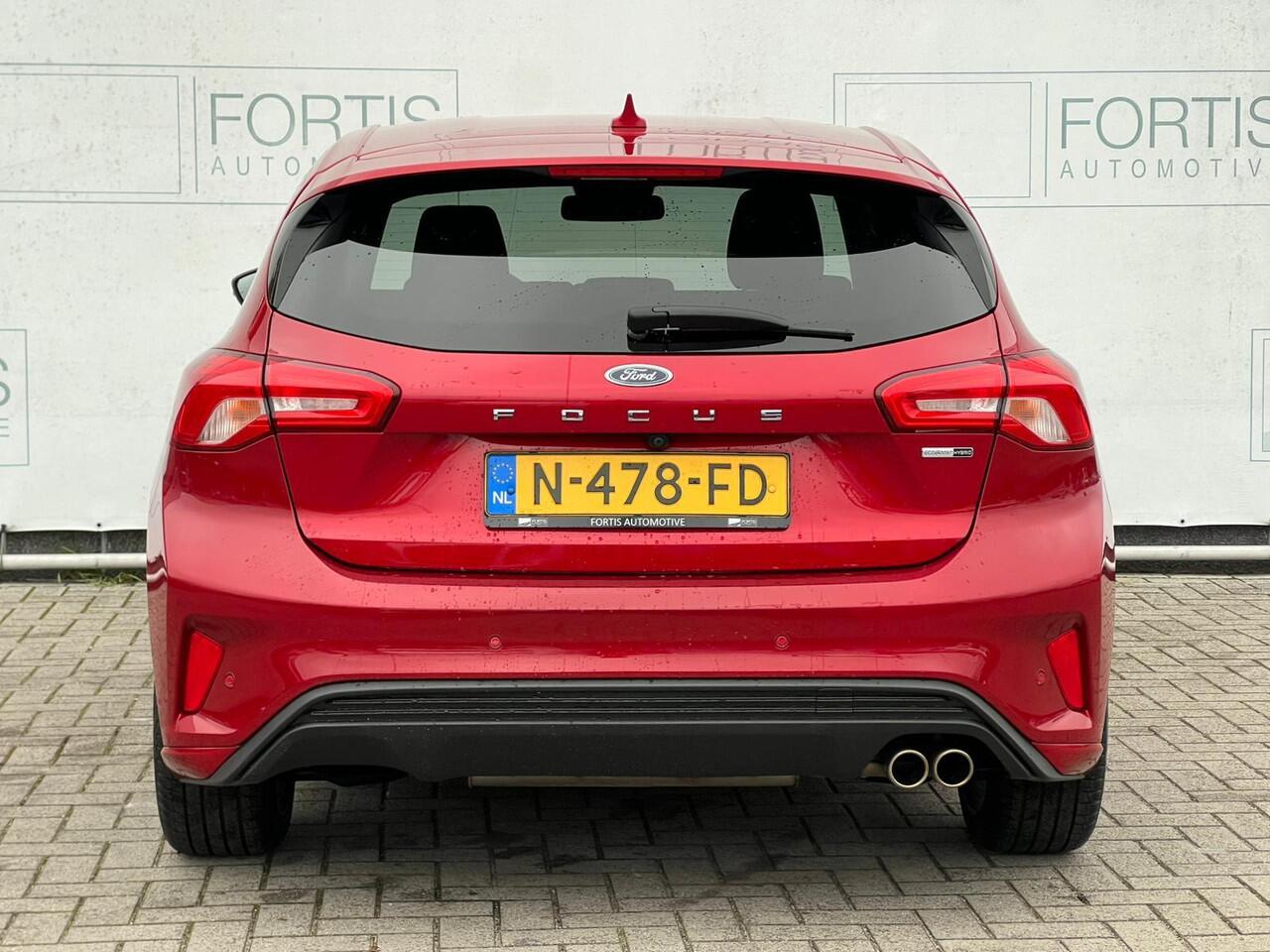 Ford FOCUS 1.0 EcoBoost Hybrid ST Line Business NL AUTO | CAMERA | CARPLAY |