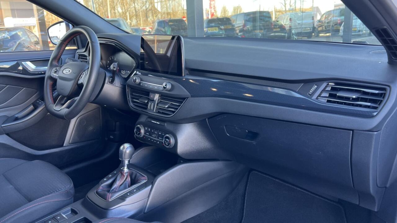 Ford FOCUS Wagon 1.0 ST Line | Navi | Camera | Stoel-Stuurverwarming