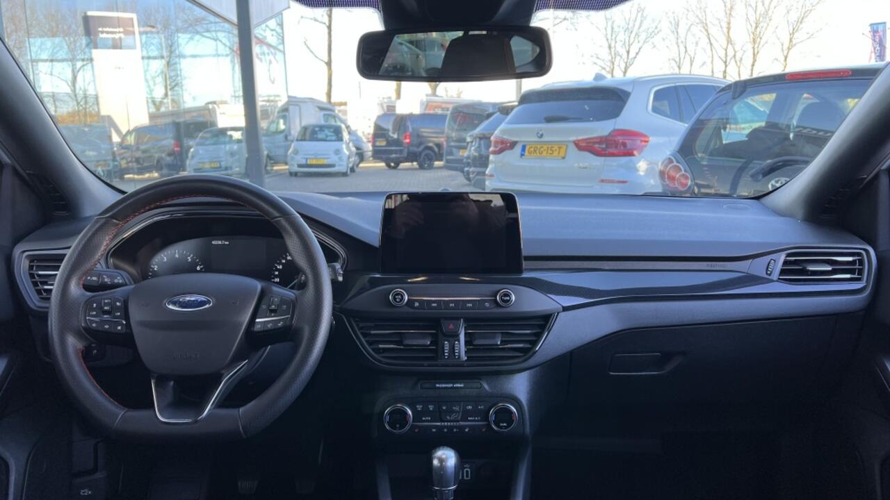 Ford FOCUS Wagon 1.0 ST Line | Navi | Camera | Stoel-Stuurverwarming