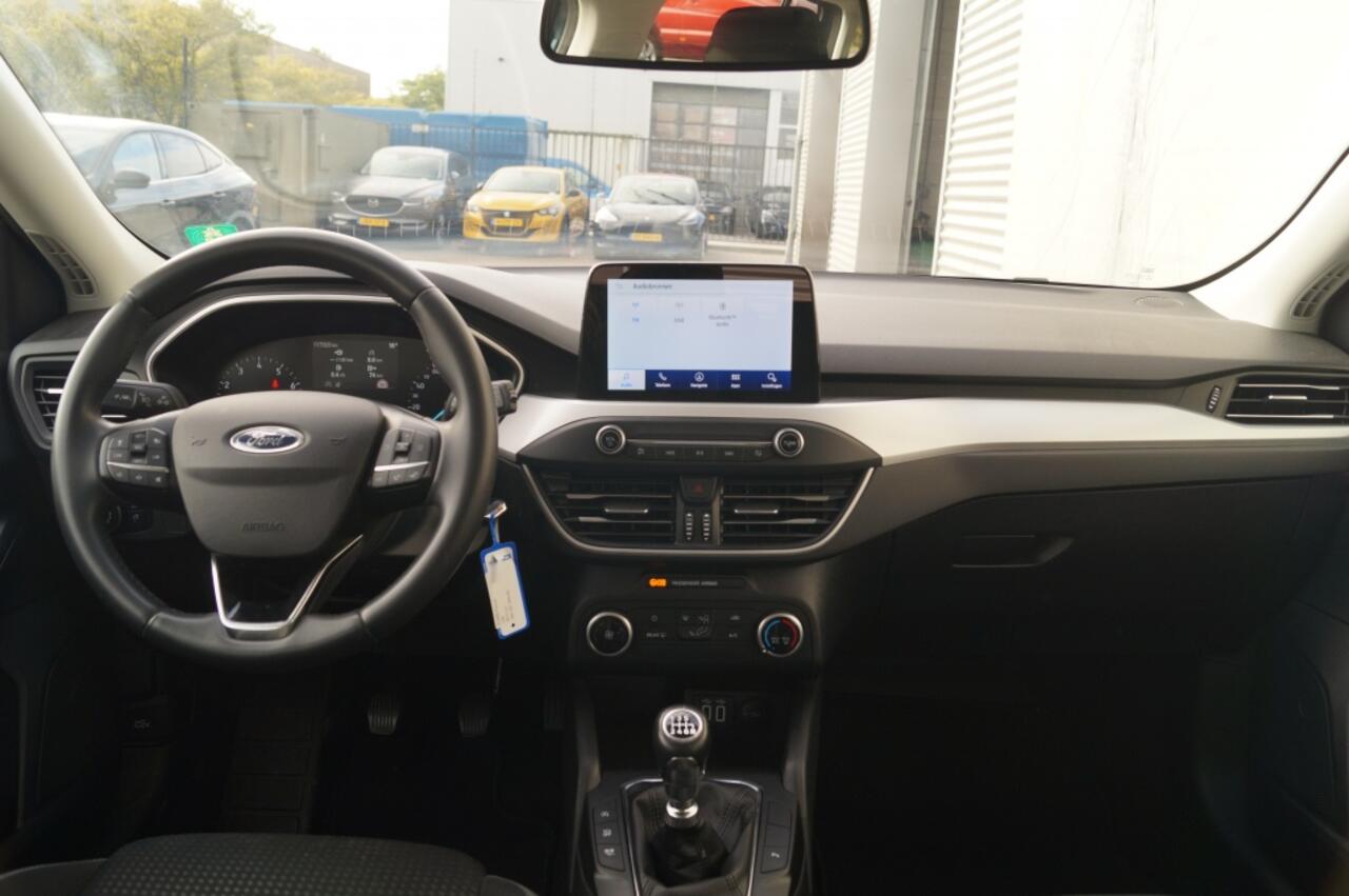 Ford FOCUS Wagon 1.0 EcoBoost Trend Edition Business -NAVI-CAM-