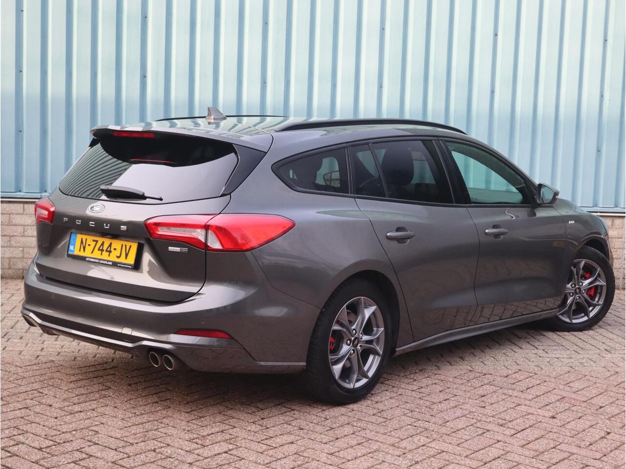 Ford FOCUS Wagon ST Line X 1.0 Hybrid 155pk H6 | NAVI | CAMERA | B&O | STOEL/STUURVERW. |