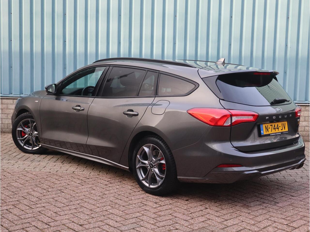 Ford FOCUS Wagon ST Line X 1.0 Hybrid 155pk H6 | NAVI | CAMERA | B&O | STOEL/STUURVERW. |