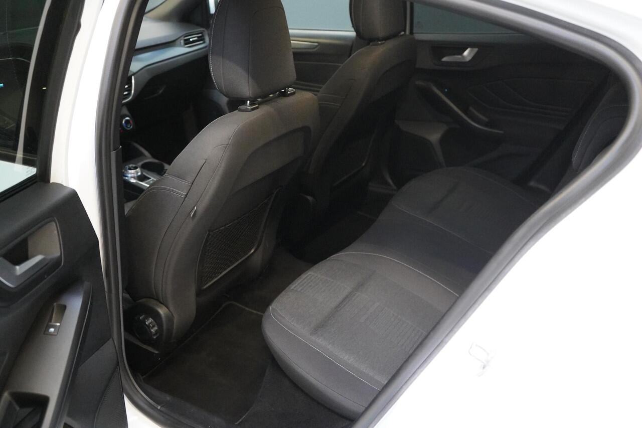 Ford FOCUS 1.5 EcoBoost 150pk Active X Business | Carplay | Stoelverwarming | Navigatie | Achteruitrijcamera