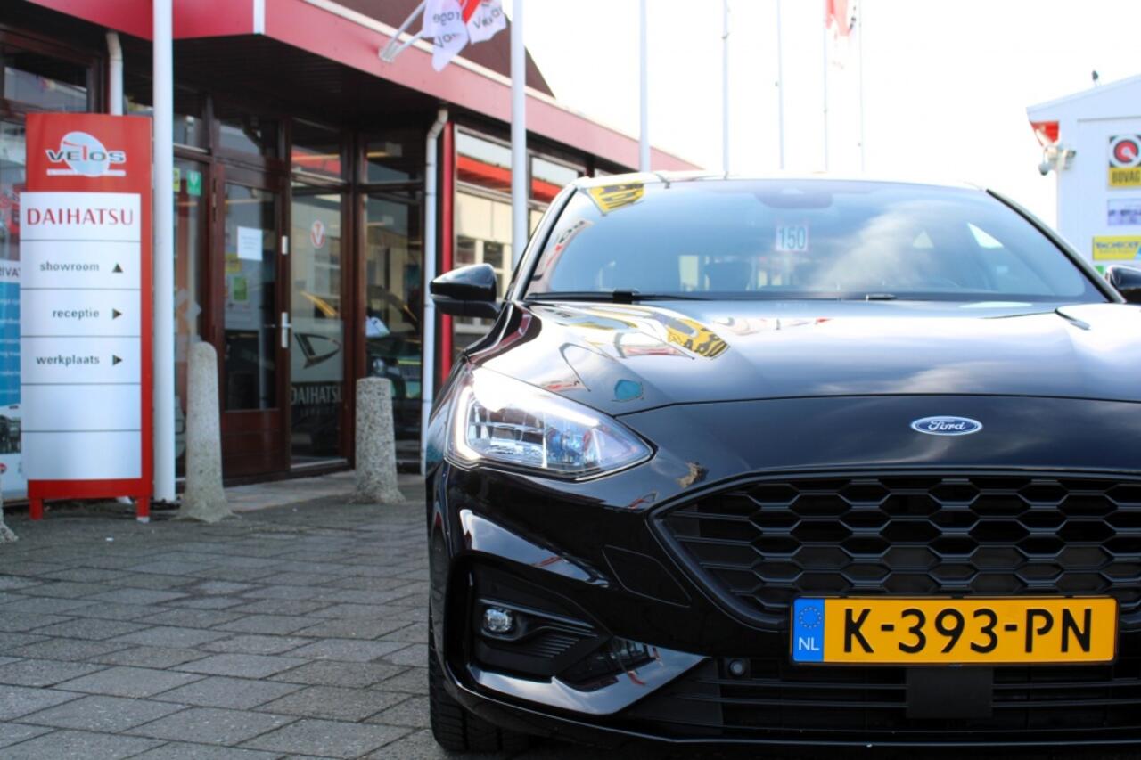 Ford FOCUS 1.0 EBH ST Line X Business