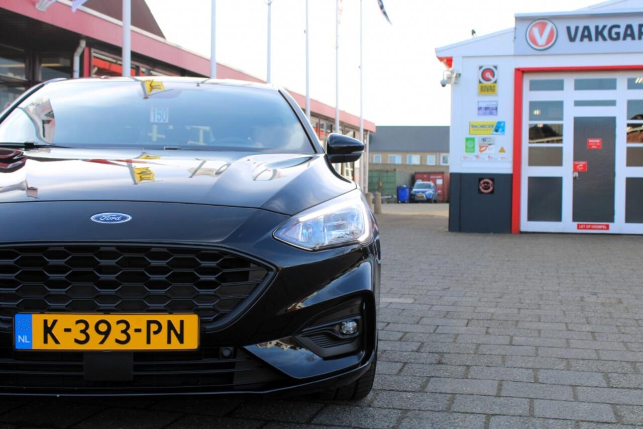 Ford FOCUS 1.0 EBH ST Line X Business