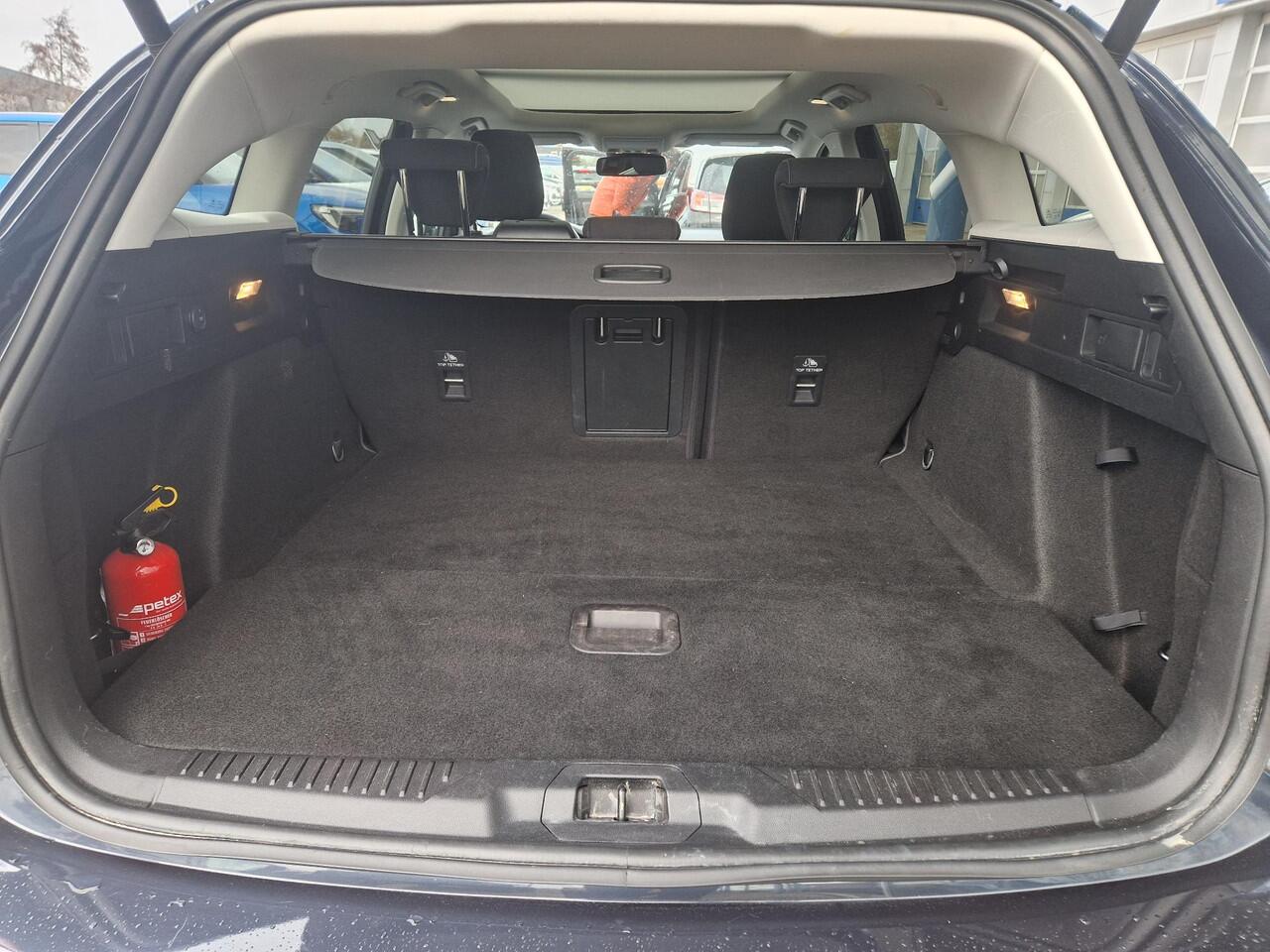 Ford FOCUS Wagon 1.0 EcoBoost Hybrid Titanium X Business | Winterpack | Panoramadak