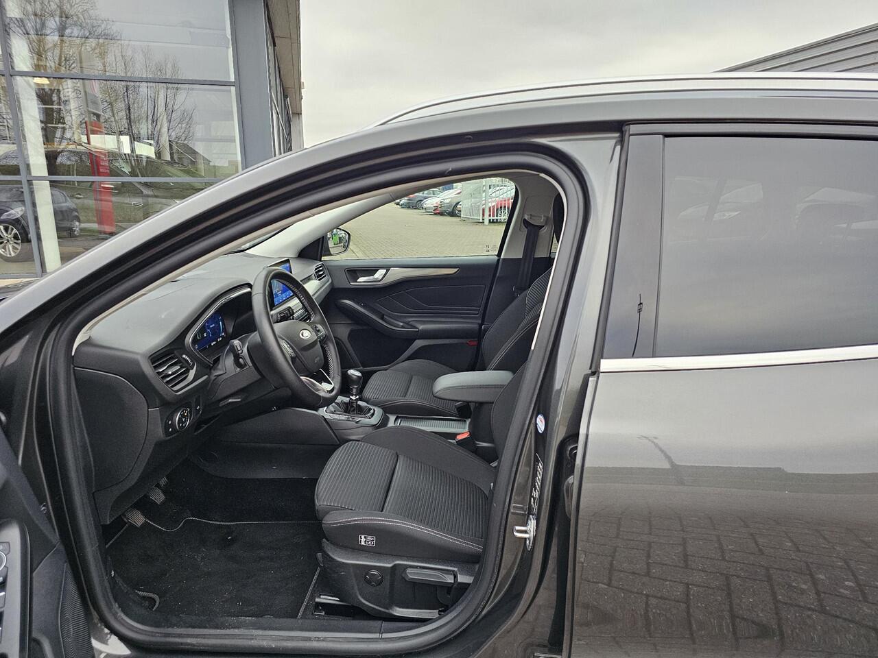 Ford FOCUS Wagon 1.0 EcoBoost Hybrid Titanium X Business