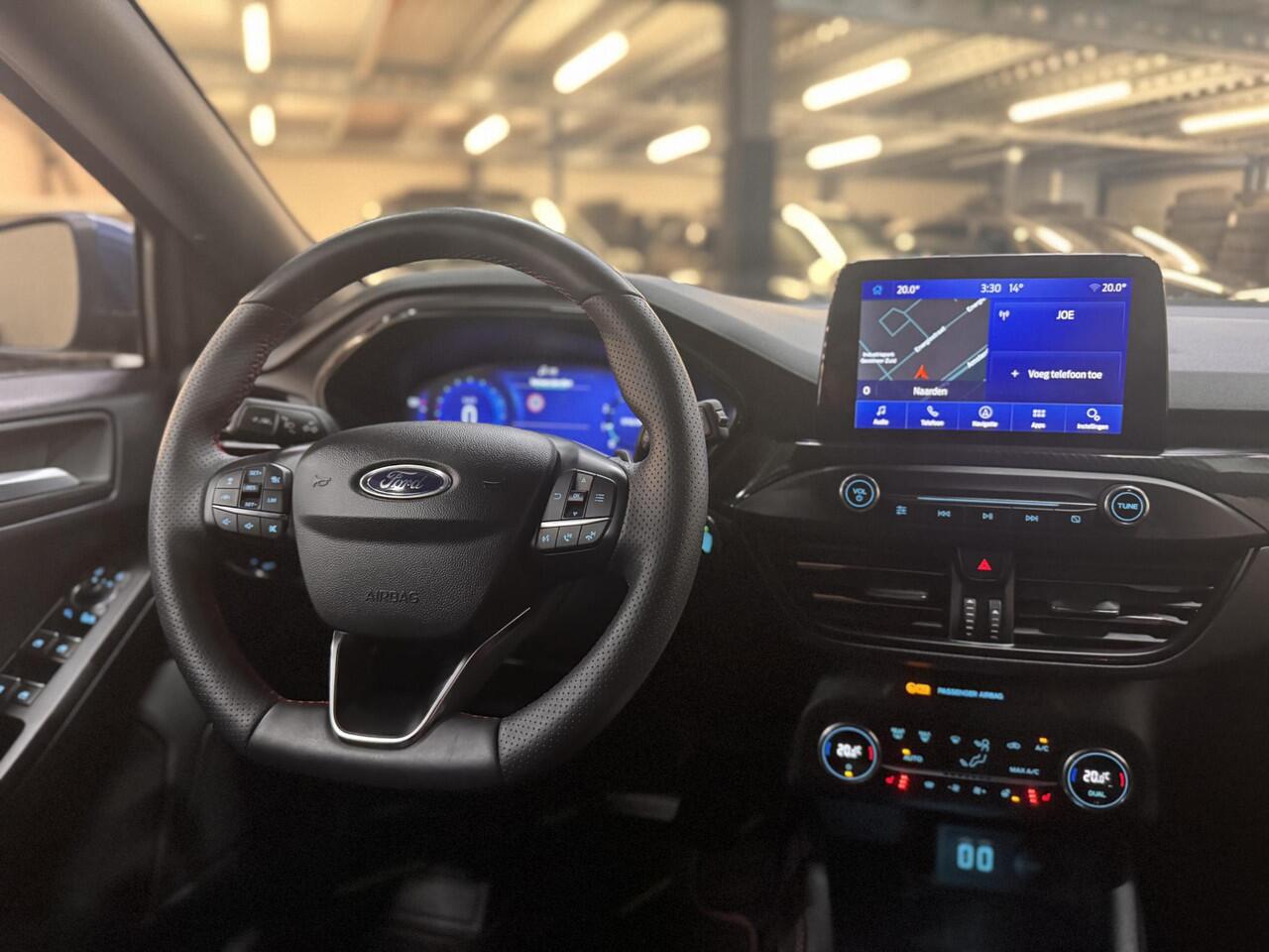 Ford FOCUS 1.5 EcoBoost Automaat ST-Line X Navi Camera Adap Cruise Winter Parking Dodehoek pack 5drs