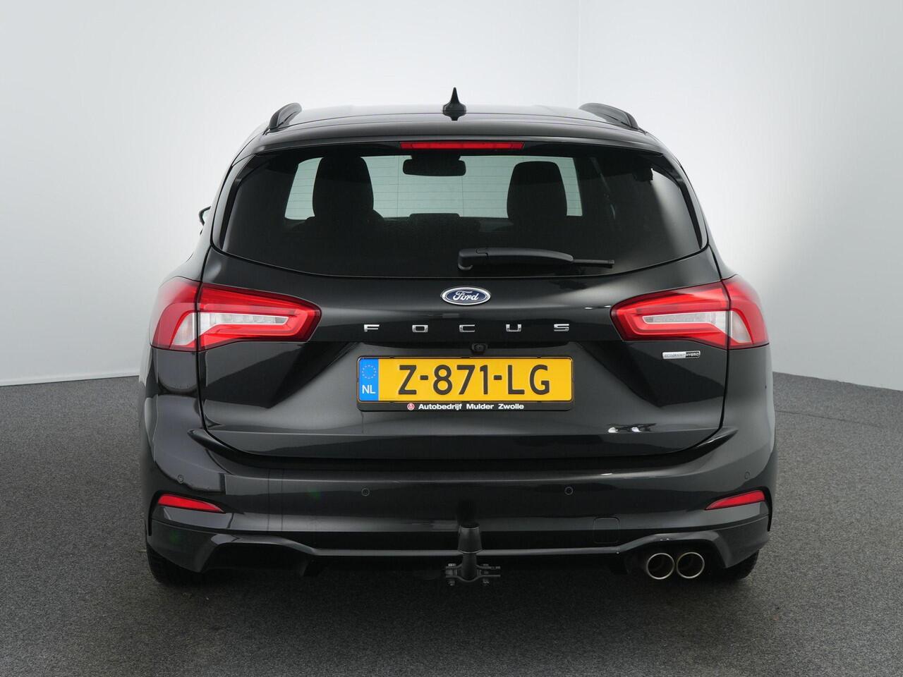 Ford FOCUS Wagon 1.0 EcoBoost Hybrid ST Line Business 125 PK | Camera | Winterpakket | Trekhaak |