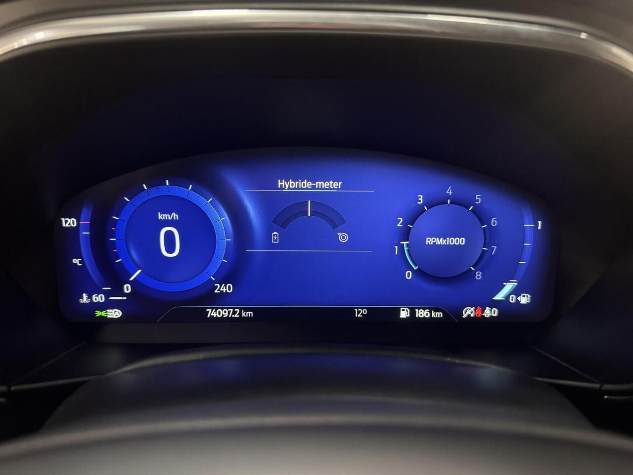 Ford FOCUS 155pk Titanium X Navi Camera Winter Parking Dodehoek pack Keyless Privacy glass 5d Dealeronderhouden