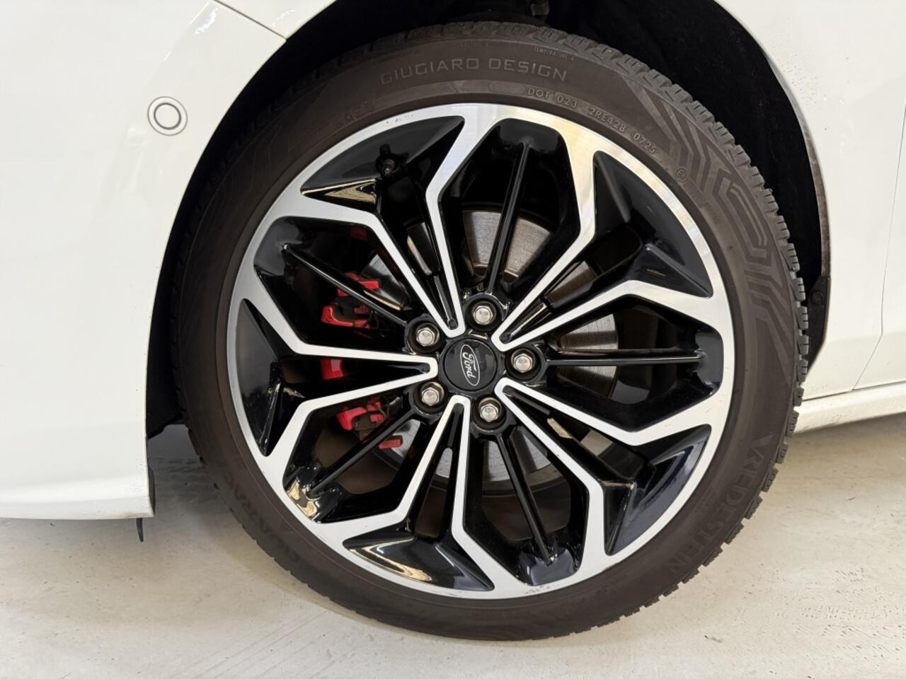 Ford FOCUS Wagon 1.0 EBH ST*Pano*Stoel/stuurverwarming*Camera*Dodehoek*