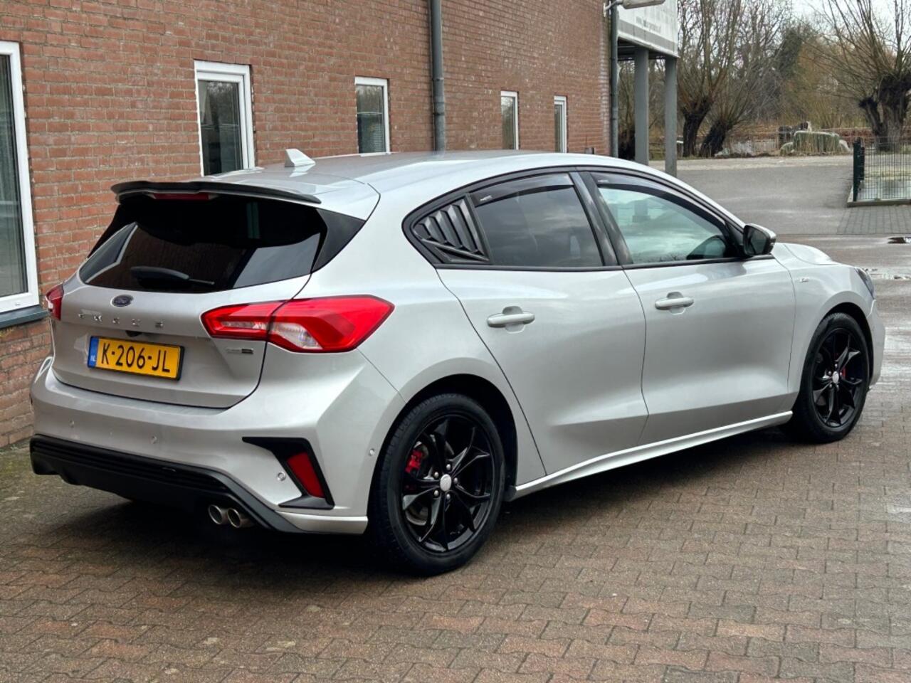 Ford FOCUS 1.0 ECOBOOST HYBRIDE 155 PK ST-LINE SUPERRR DIKKK