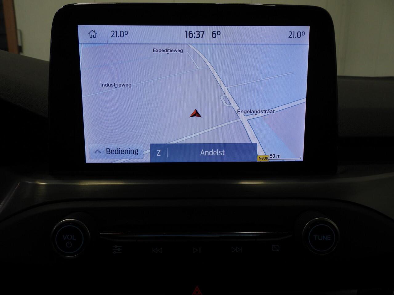 Ford FOCUS 1.0 EcoBoost Titanium X Business NAVI/CAMERA/LED/VIRTUAL/16"LMV!