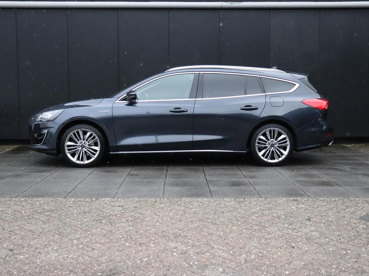 Ford FOCUS Wagon 1.5 EcoBoost Vignale | LEDER | PANO-DAK | TREKHAAK | B&O | CAMERA | HEAD-UP | APPLE CARPLAY |