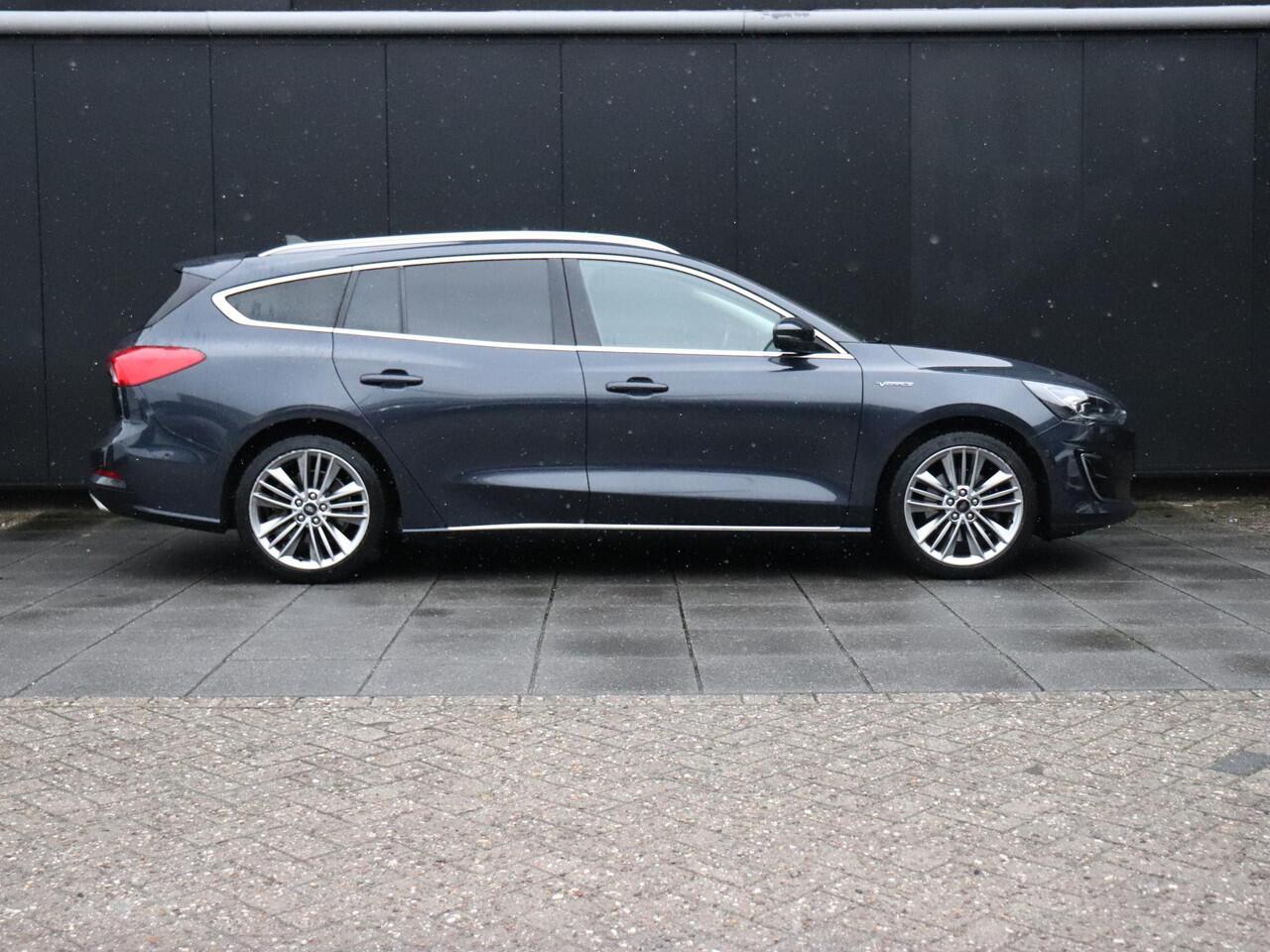 Ford FOCUS Wagon 1.5 EcoBoost Vignale | LEDER | PANO-DAK | TREKHAAK | B&O | CAMERA | HEAD-UP | APPLE CARPLAY |
