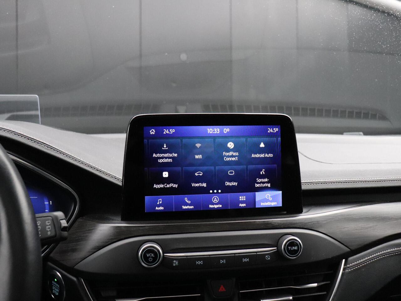 Ford FOCUS Wagon 1.5 EcoBoost Vignale | LEDER | PANO-DAK | TREKHAAK | B&O | CAMERA | HEAD-UP | APPLE CARPLAY |