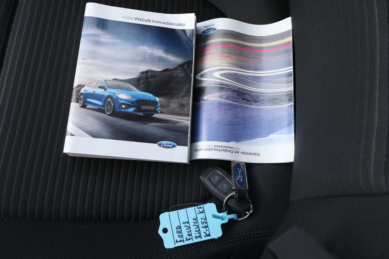 Ford FOCUS Wagon 1.0 Titanium X Business 1e Eigenaar | Volledig Onderh | NAP | BTW | AF Trekhaak | Camera | Elek Klep | Navi | Carplay | Cruise | Keyless | Full LED | Start/Stop | Hill-Hold | Bots | PDC