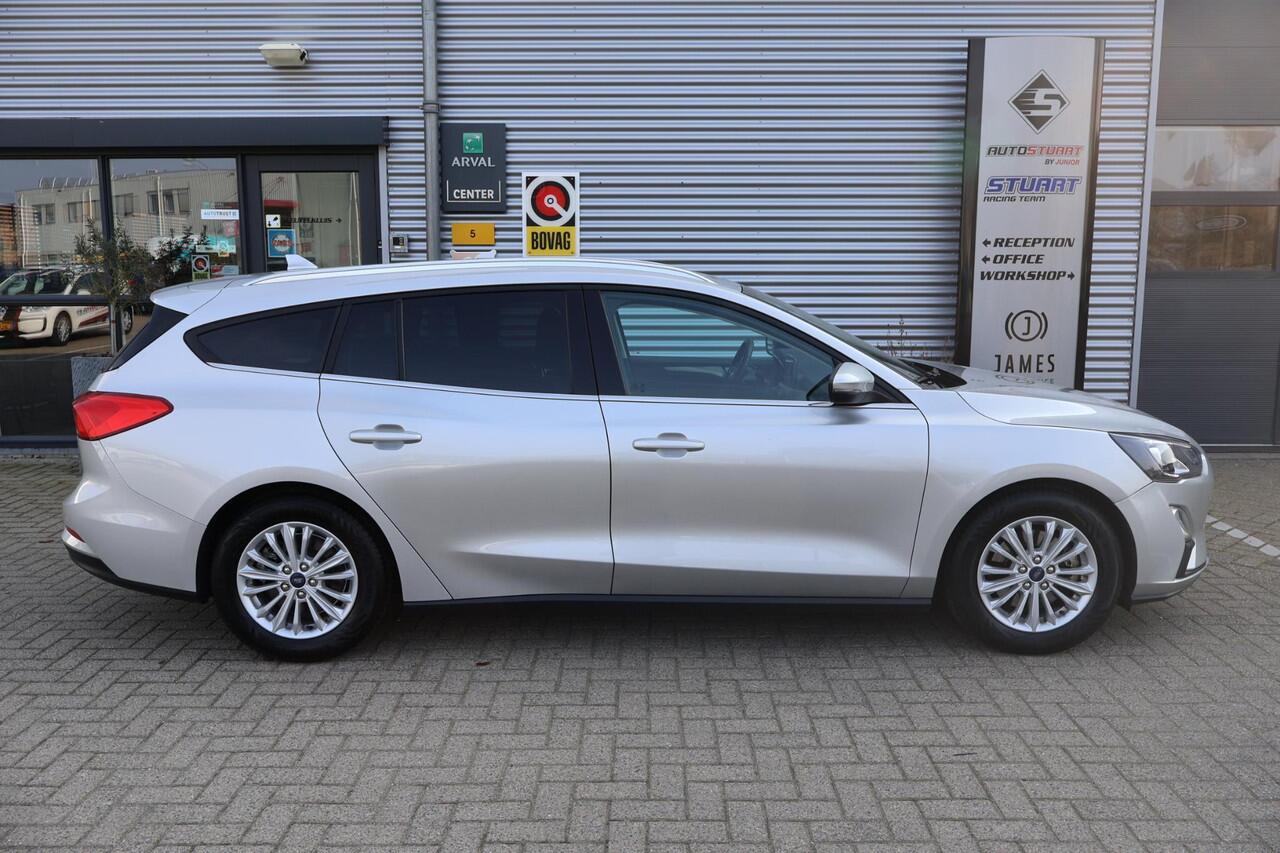 Ford FOCUS Wagon 1.0 Titanium X Business 1e Eigenaar | Volledig Onderh | NAP | BTW | AF Trekhaak | Camera | Elek Klep | Navi | Carplay | Cruise | Keyless | Full LED | Start/Stop | Hill-Hold | Bots | PDC