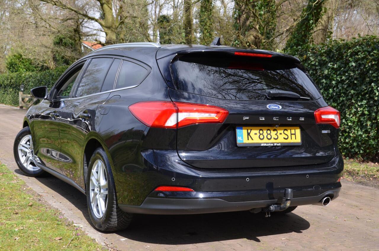 Ford FOCUS Wagon 1.0 EcoBoost Hybrid Trend Edition Business Navi/Pdc/Ecc/Led/Stoel Stuur & ruitverwarming/Cr-Controle/Privacy-Glass/Lmv/Achteruitrijcamera/Trekhaak
