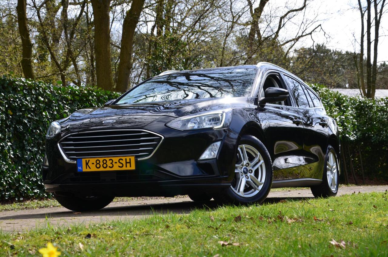 Ford FOCUS Wagon 1.0 EcoBoost Hybrid Trend Edition Business Navi/Pdc/Ecc/Led/Stoel Stuur & ruitverwarming/Cr-Controle/Privacy-Glass/Lmv/Achteruitrijcamera/Trekhaak