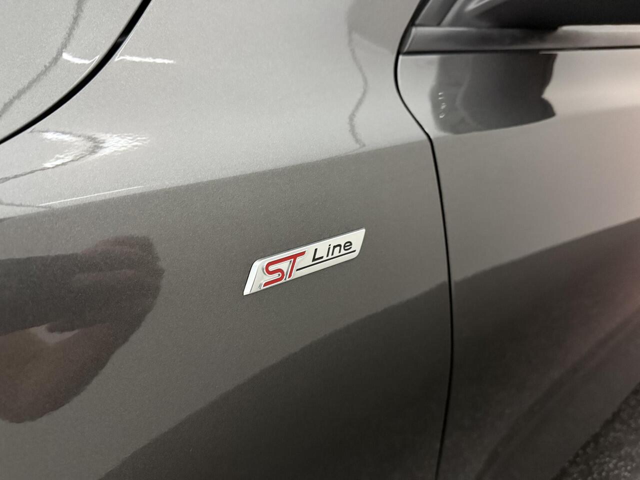 Ford FOCUS Wagon 1.0 EcoBoost Hybrid ST Line