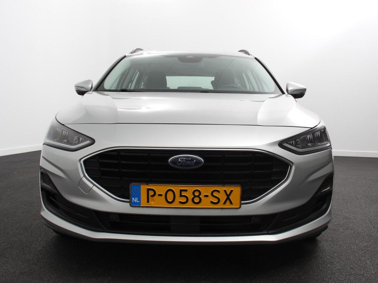 Ford FOCUS Wagon 1.0 EcoBoost 125pk Connected | Navigatie | Parkeer sensoren | Dab | Cruise control | Airco | Led | Airco | Lane assist
